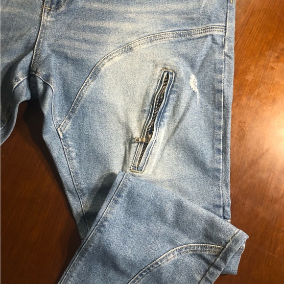 NWOT Fashion Nova Ryda Moto Skinny Jean - Light/Wash Size 42 - Picture 5 of 11